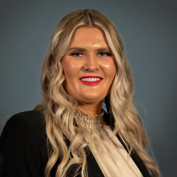 Ane Cecilie Ekern bg small